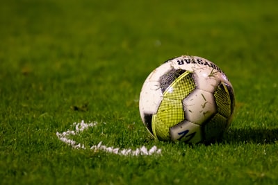 أريد لعبة ريال مدريد وليفربولمواجهة أسطورية في عالم كرة القدم